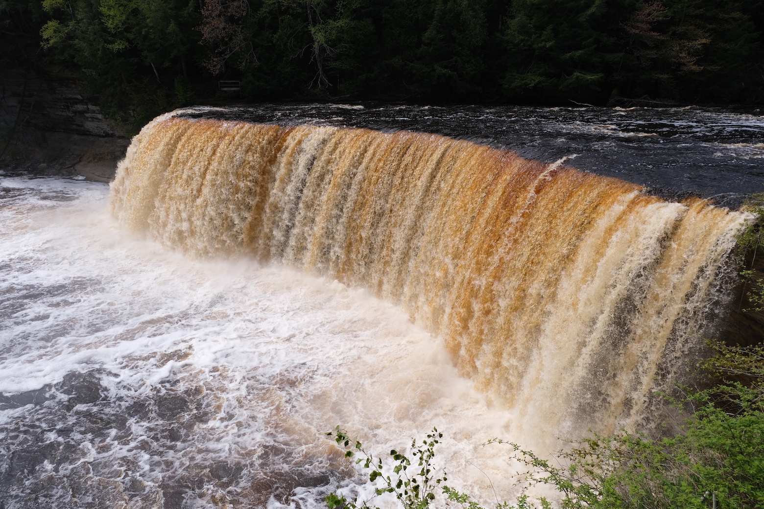 Upper Tahquamenon Falls 3